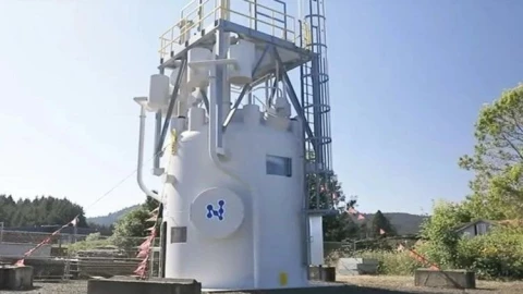 Mô hình "3 trong 1" cảu Mỹ: Lò phản ứng hạt nhân vừa tạo điện, vừa sản xuất hydro và nước sạch